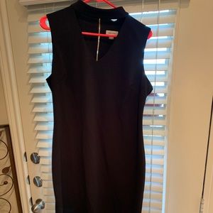 Calvin Klein black dress- cut out neck- choker style neckline 🖤